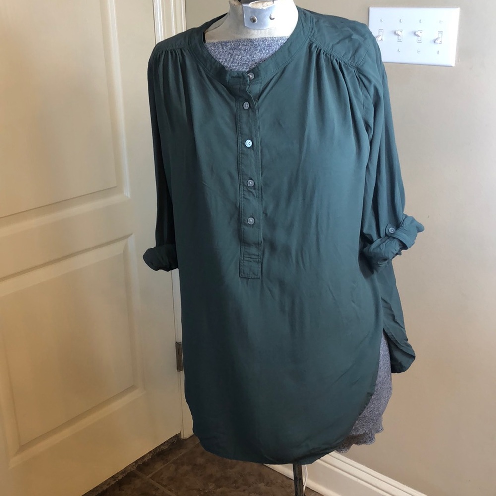LOFT tunic style blouse